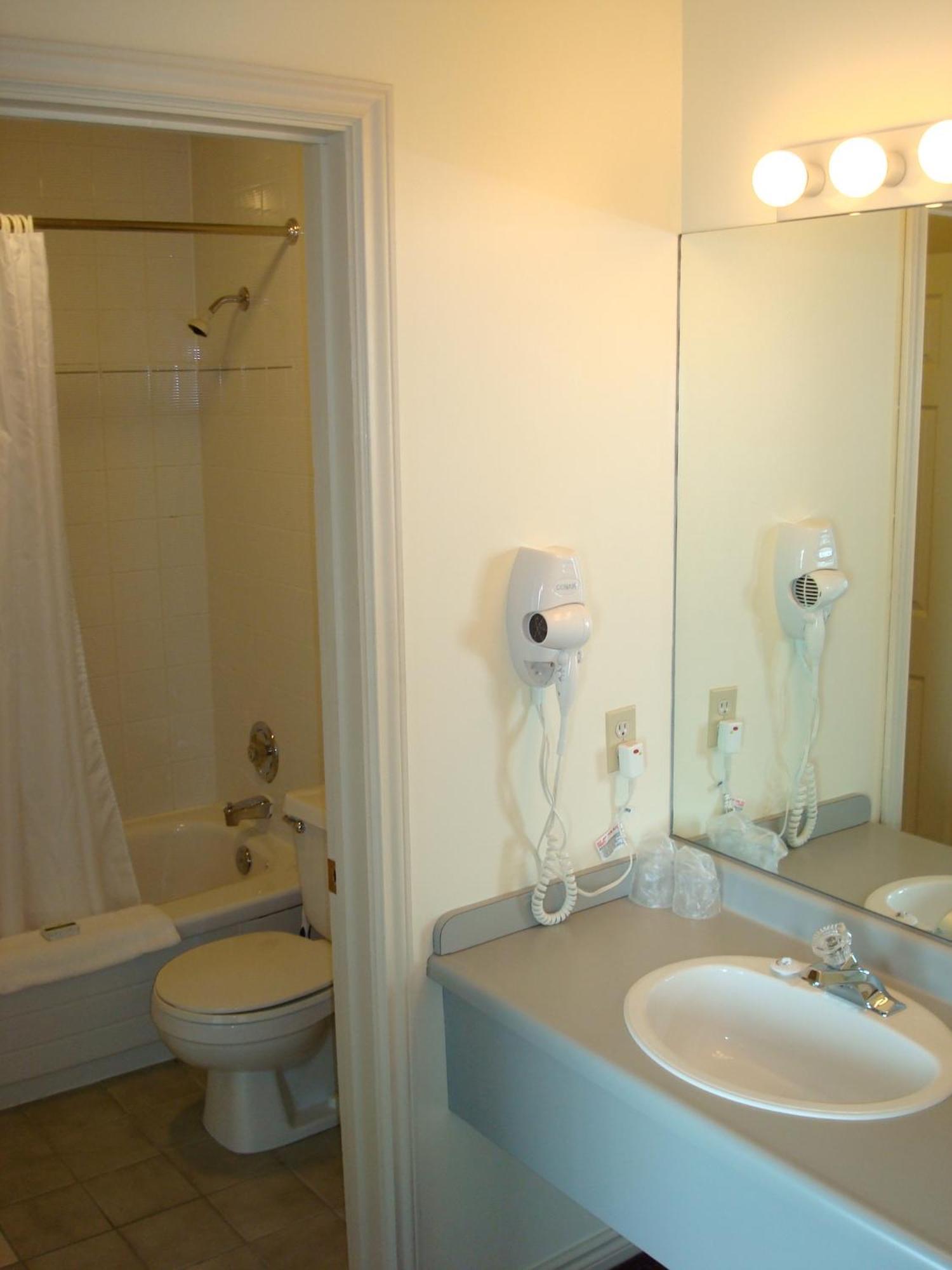 Brigantine Inn Lunenburg Zewnętrze zdjęcie