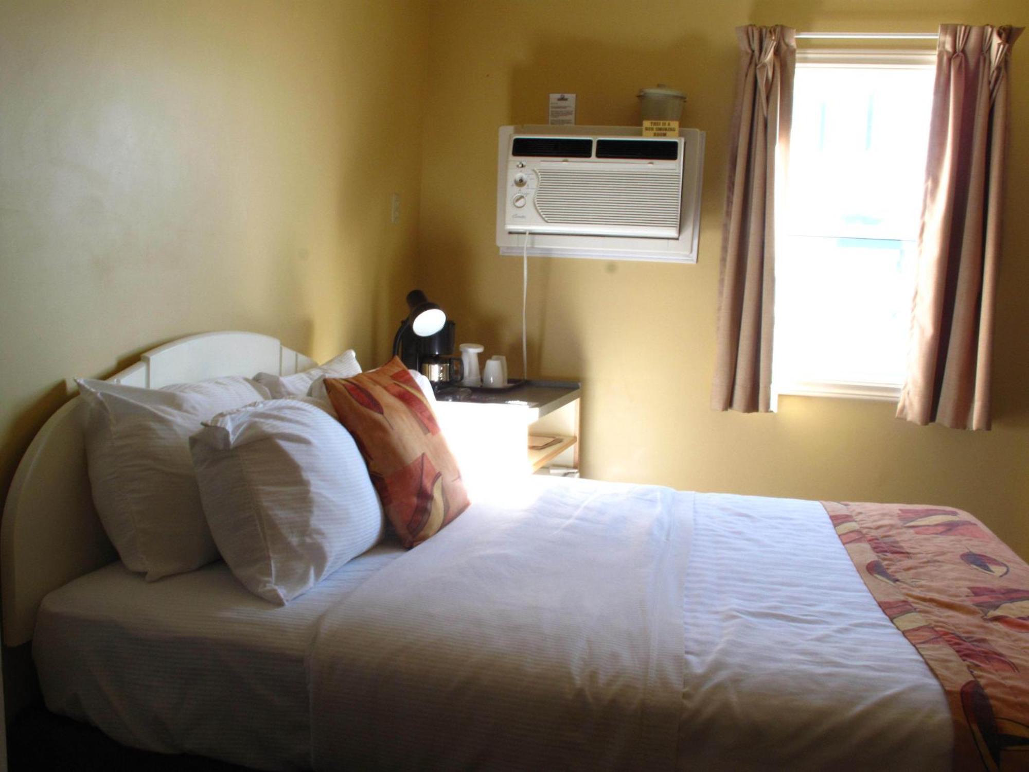 Brigantine Inn Lunenburg Zewnętrze zdjęcie
