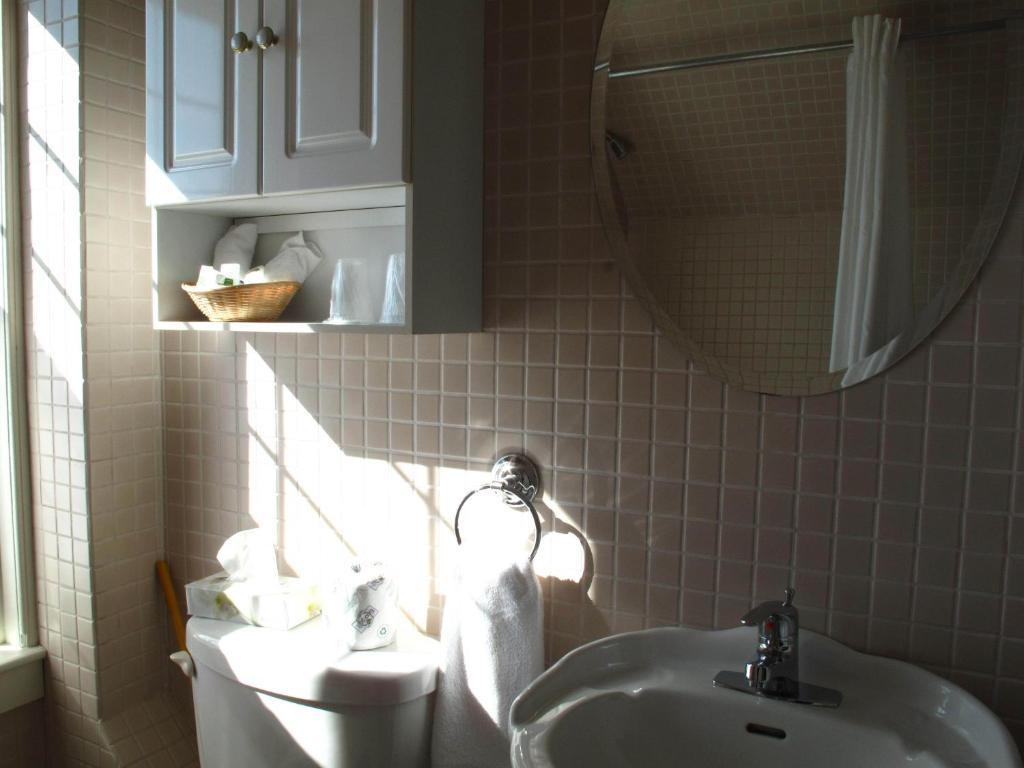 Brigantine Inn Lunenburg Pokój zdjęcie